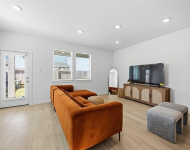 3614 Eclipse Court - Photo Thumbnail 1