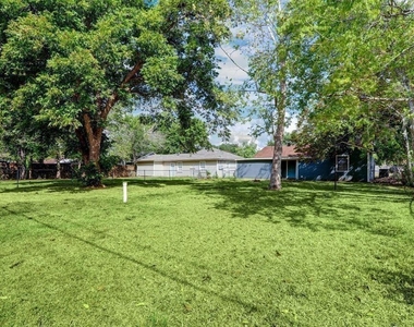1236 San Felipe Street - Photo Thumbnail 10