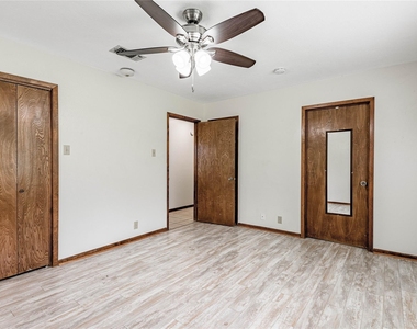 4640 Fm 1374 Road - Photo Thumbnail 6