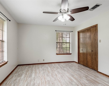 4640 Fm 1374 Road - Photo Thumbnail 4