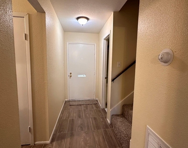 4105 Keeler Court - Photo Thumbnail 11