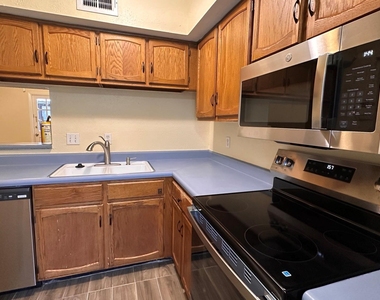 4105 Keeler Court - Photo Thumbnail 7