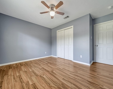 16393 Ryan Guinn Way - Photo Thumbnail 13