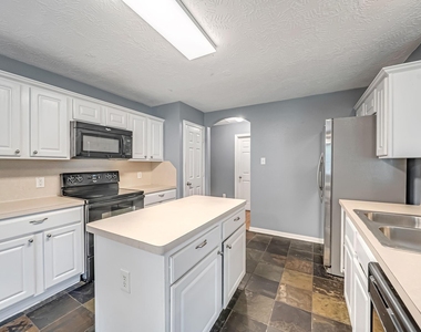16393 Ryan Guinn Way - Photo Thumbnail 7