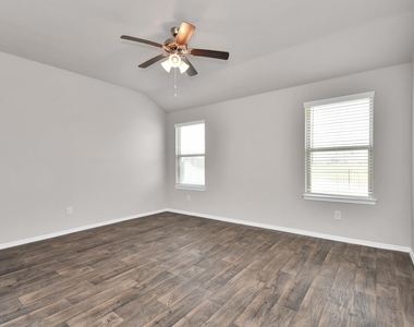 14206 West Rim Lane - Photo Thumbnail 28