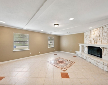 22831 Millgate Drive - Photo Thumbnail 6
