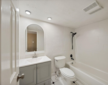22831 Millgate Drive - Photo Thumbnail 20