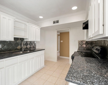 22831 Millgate Drive - Photo Thumbnail 13