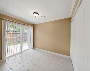 22831 Millgate Drive - Photo Thumbnail 11
