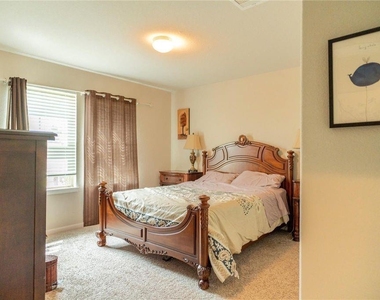 18226 Mulberry Spring Circle - Photo Thumbnail 24
