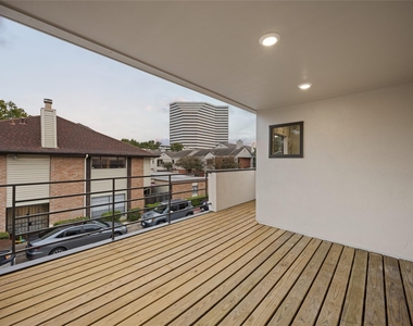2668 Bering Drive - Photo Thumbnail 1