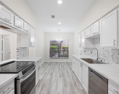 2668 Bering Drive - Photo Thumbnail 19