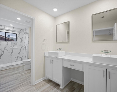 2668 Bering Drive - Photo Thumbnail 26