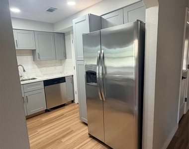 1351 Mardi Lane - Photo Thumbnail 6