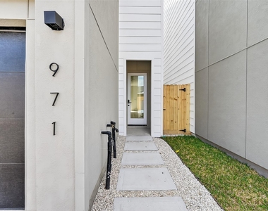 951 Highland Light Lane - Photo Thumbnail 1