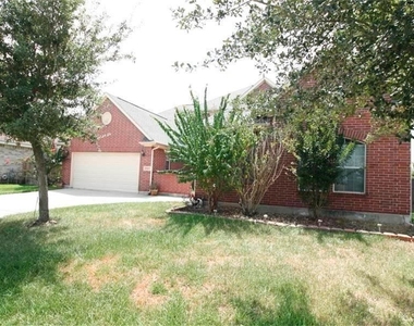 19415 Countryroad Drive - Photo Thumbnail 1