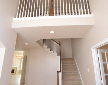 19415 Countryroad Drive - Photo Thumbnail 2