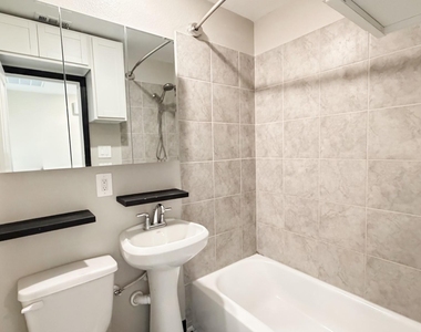 16451 Jasmine Marie Place - Photo Thumbnail 9