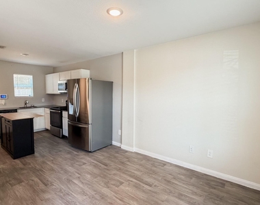 16451 Jasmine Marie Place - Photo Thumbnail 2