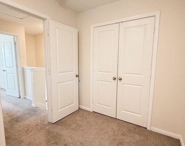 16451 Jasmine Marie Place - Photo Thumbnail 11