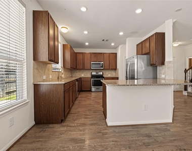 1850 Commons Hill Lane - Photo Thumbnail 14