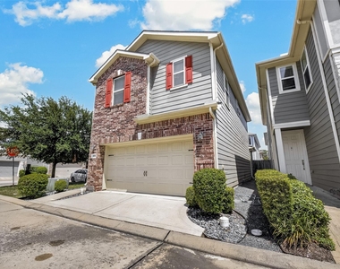 1850 Commons Hill Lane - Photo Thumbnail 3