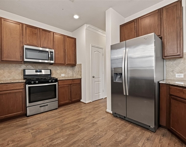 1850 Commons Hill Lane - Photo Thumbnail 16