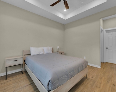 10317 Lake Road - Photo Thumbnail 10