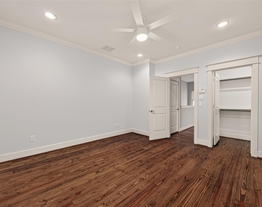 1510 Crockett Street - Photo Thumbnail 28
