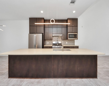 1703 Cedrocanna Lane - Photo Thumbnail 15
