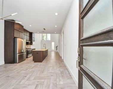 1703 Cedrocanna Lane - Photo Thumbnail 5