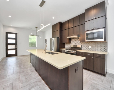 1703 Cedrocanna Lane - Photo Thumbnail 9