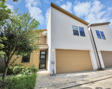 1703 Cedrocanna Lane - Photo Thumbnail 3