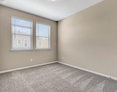 16104 Oregon Oak Drive - Photo Thumbnail 22