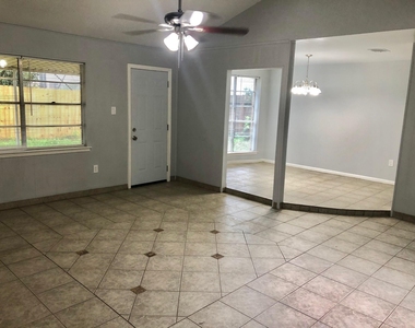 10510 Kiber Drive - Photo Thumbnail 11