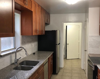 10510 Kiber Drive - Photo Thumbnail 13
