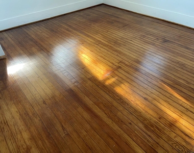 107 Sinclair Street - Photo Thumbnail 21