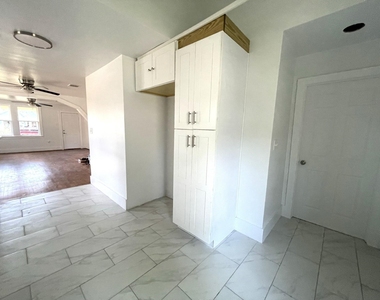 107 Sinclair Street - Photo Thumbnail 5