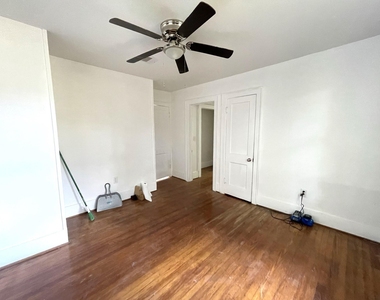 107 Sinclair Street - Photo Thumbnail 23
