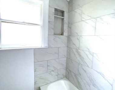 107 Sinclair Street - Photo Thumbnail 14