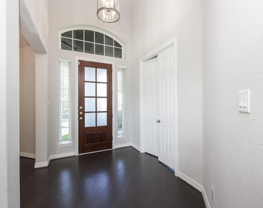 2119 Stargrass Drive - Photo Thumbnail 3