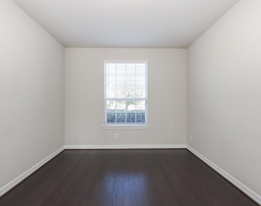 2119 Stargrass Drive - Photo Thumbnail 31