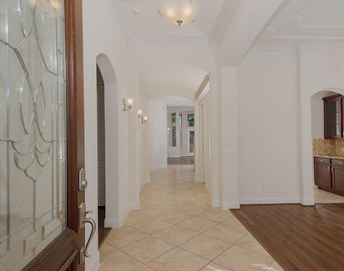 46 Caprice Bend Place - Photo Thumbnail 3