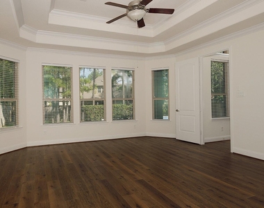 46 Caprice Bend Place - Photo Thumbnail 16
