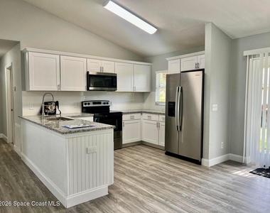 225 12th Street Sw - Photo Thumbnail 9
