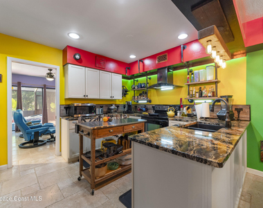 103 Parkside Place - Photo Thumbnail 14