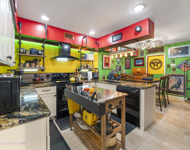 103 Parkside Place - Photo Thumbnail 12
