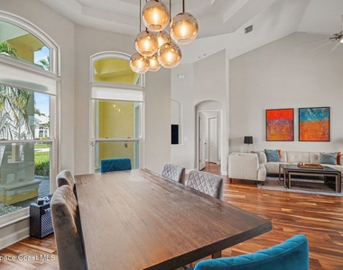139 Cambridge Court - Photo Thumbnail 7