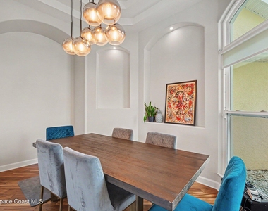 139 Cambridge Court - Photo Thumbnail 12