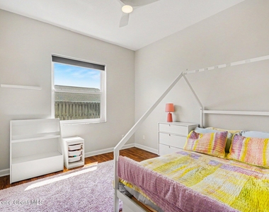 139 Cambridge Court - Photo Thumbnail 20